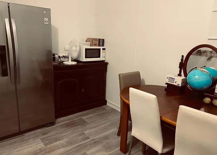 Yny Guest House