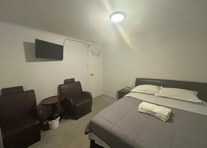 Yny Guest House